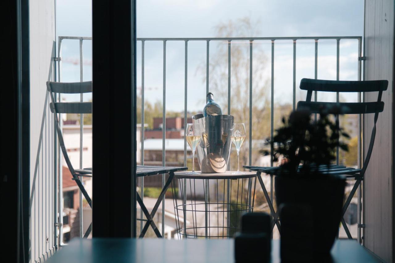Elegant Penthouse Loft - Near The Airport Apartman Vantaa Kültér fotó