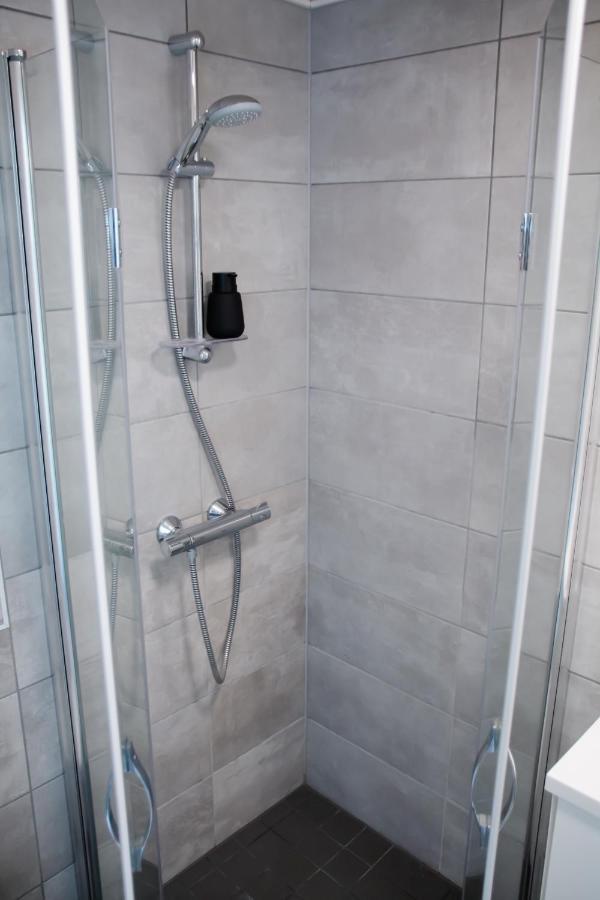 Elegant Penthouse Loft - Near The Airport Apartman Vantaa Kültér fotó